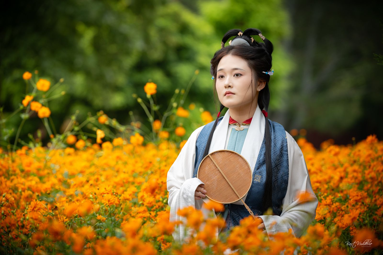 Bart Vodderie Beihai portrait in orange flowers